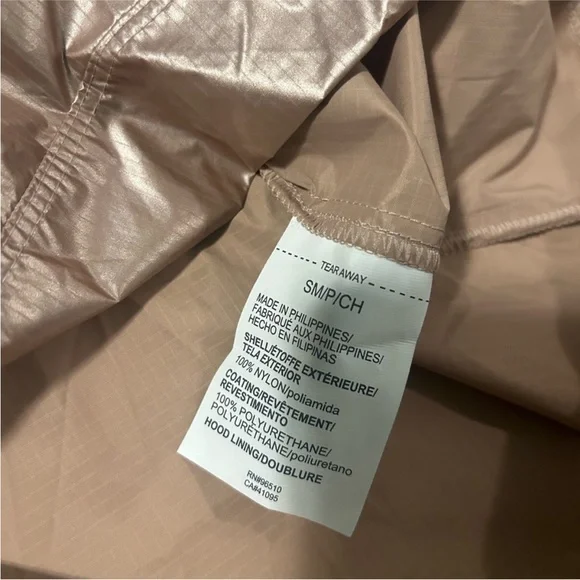 Under Armour Women's Windbreaker size S - Picture 12 of 15